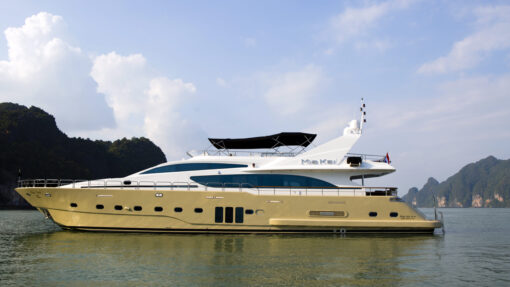 XX MIA KAI DAY EXTERIOR Pic4
